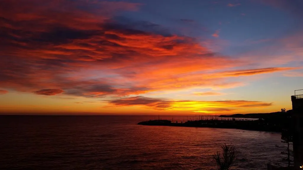 Apartmán Tot Gaviota Sitges 0*,  Španělsko